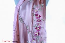 Light pink silk scarf hand-embroidered with 3-petal flowers 35*200 cm